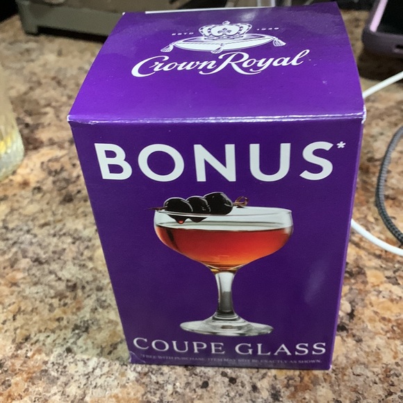 4 bnib crown royal glass collectibles - Picture 2 of 4